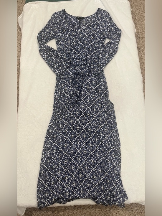 Lulus Dresses & Skirts - Lulus Blue & White Tile Print Maxi Dress - Small